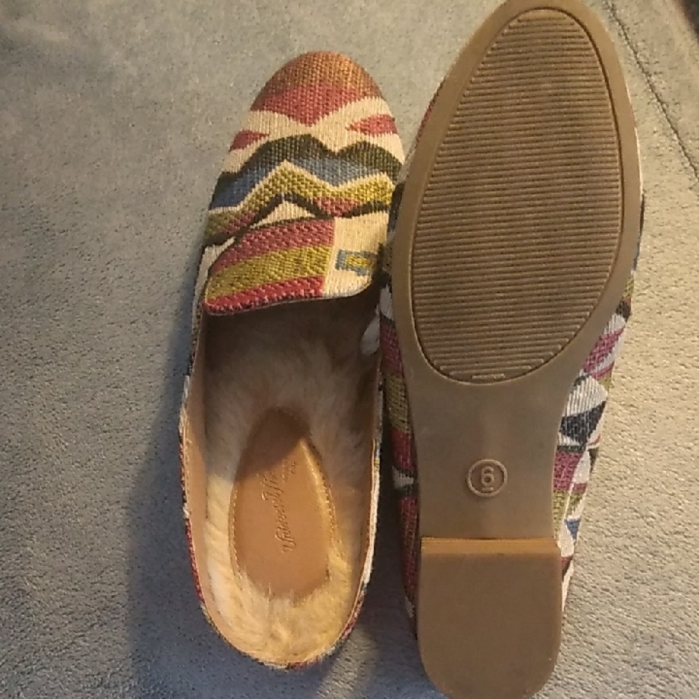 Universal Thread Multicolor Patterned Slides - image 3